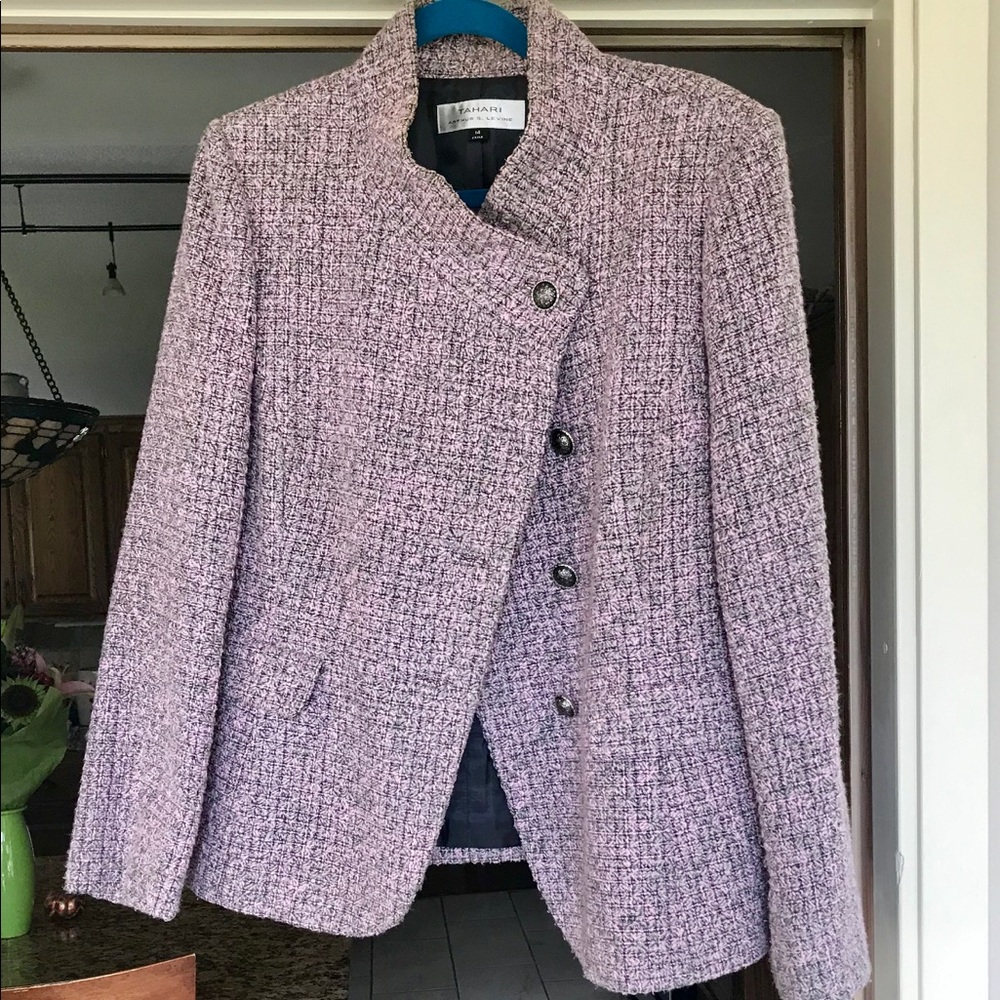 Tahari Blazer